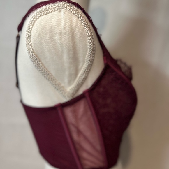 Victoria's Secret Burgundy Lace Bustier - Picture 7 of 12